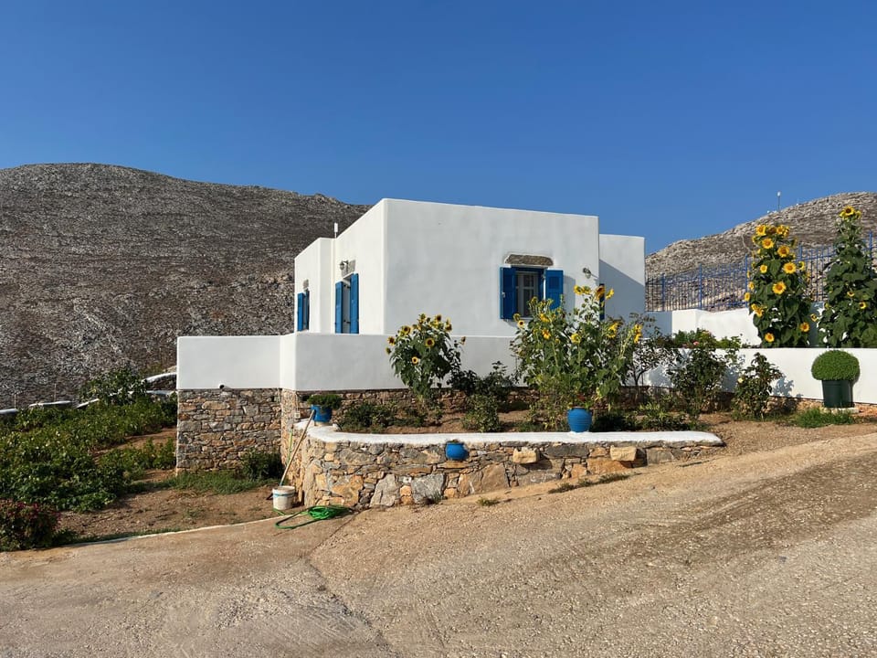 Cycladic houses in rural surrounding House in Decentralized Administration of the Aegean