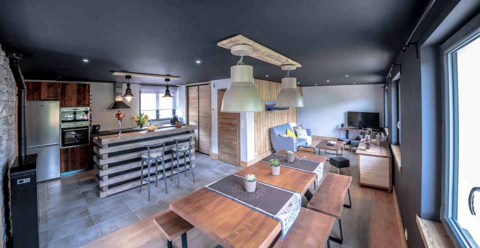 Living room, Lounge or bar