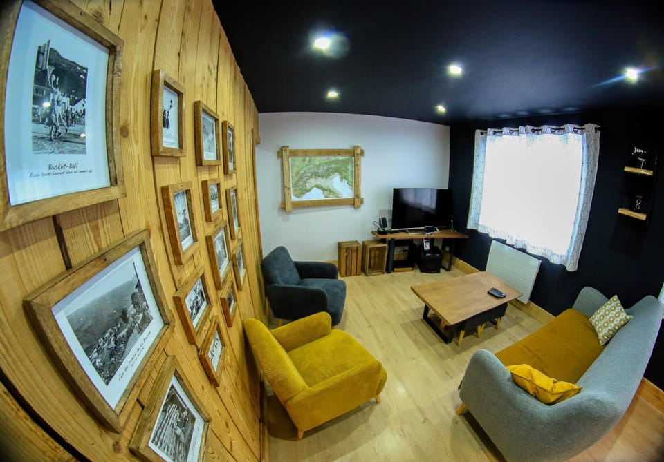 TV and multimedia, Living room