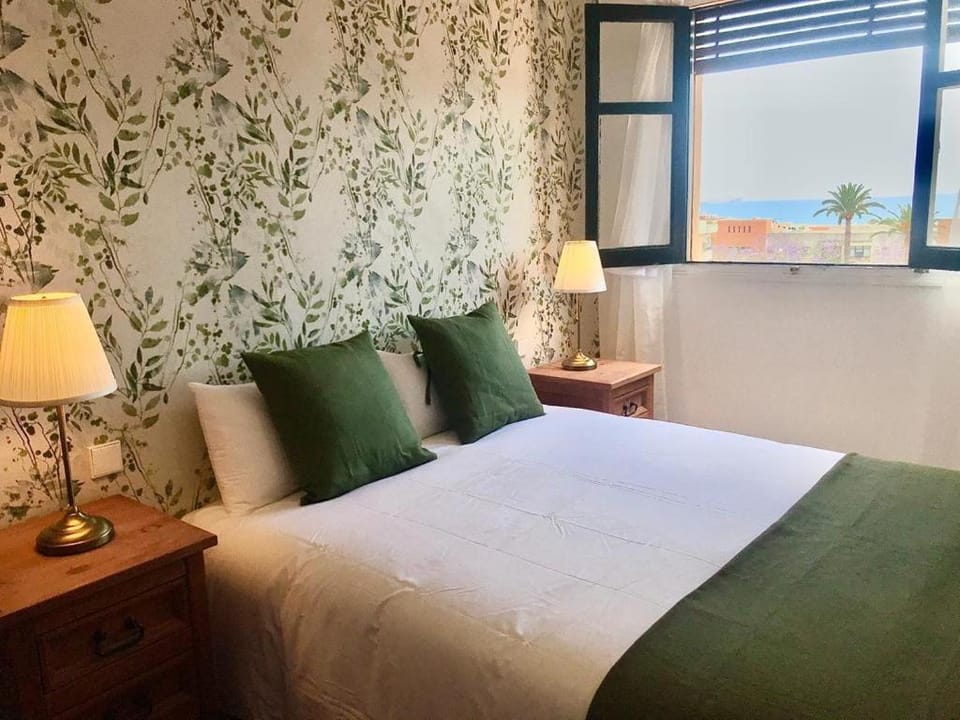 Bed, Photo of the whole room, Bedroom, Sea view