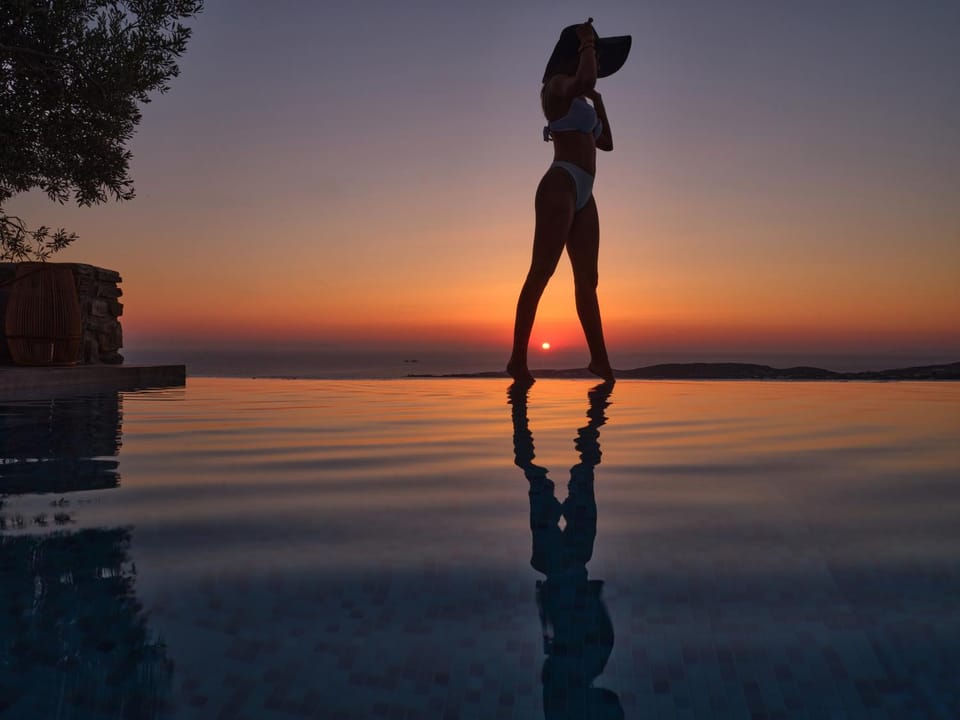 Infinity sea view cosy villa with private pool House in Paros
