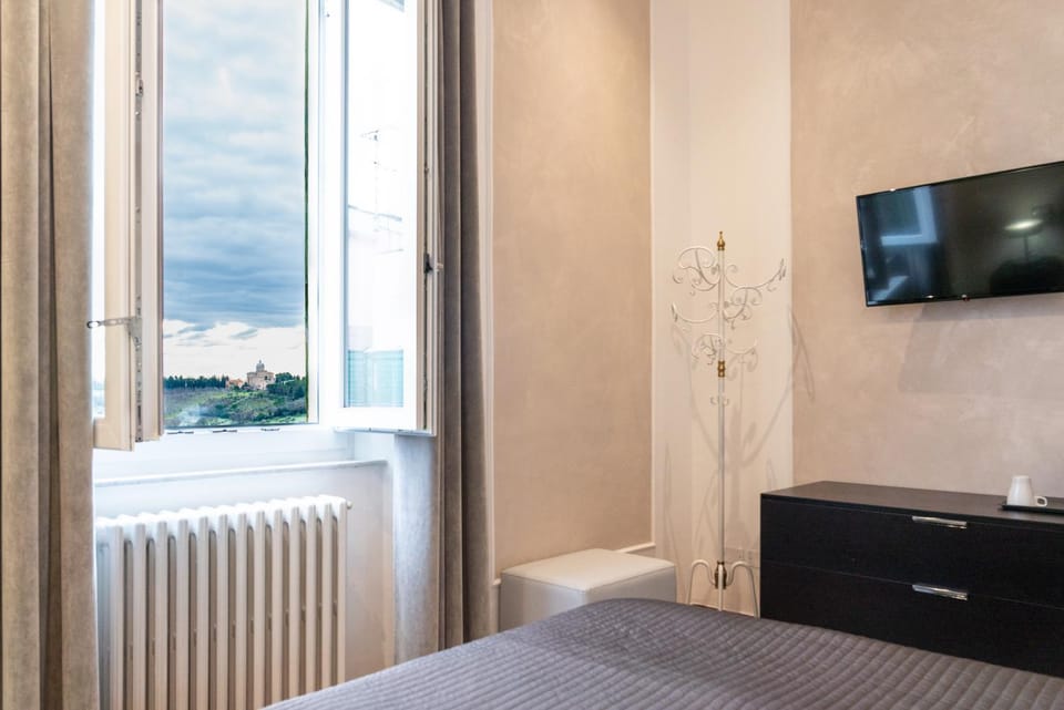 TV and multimedia, Bedroom