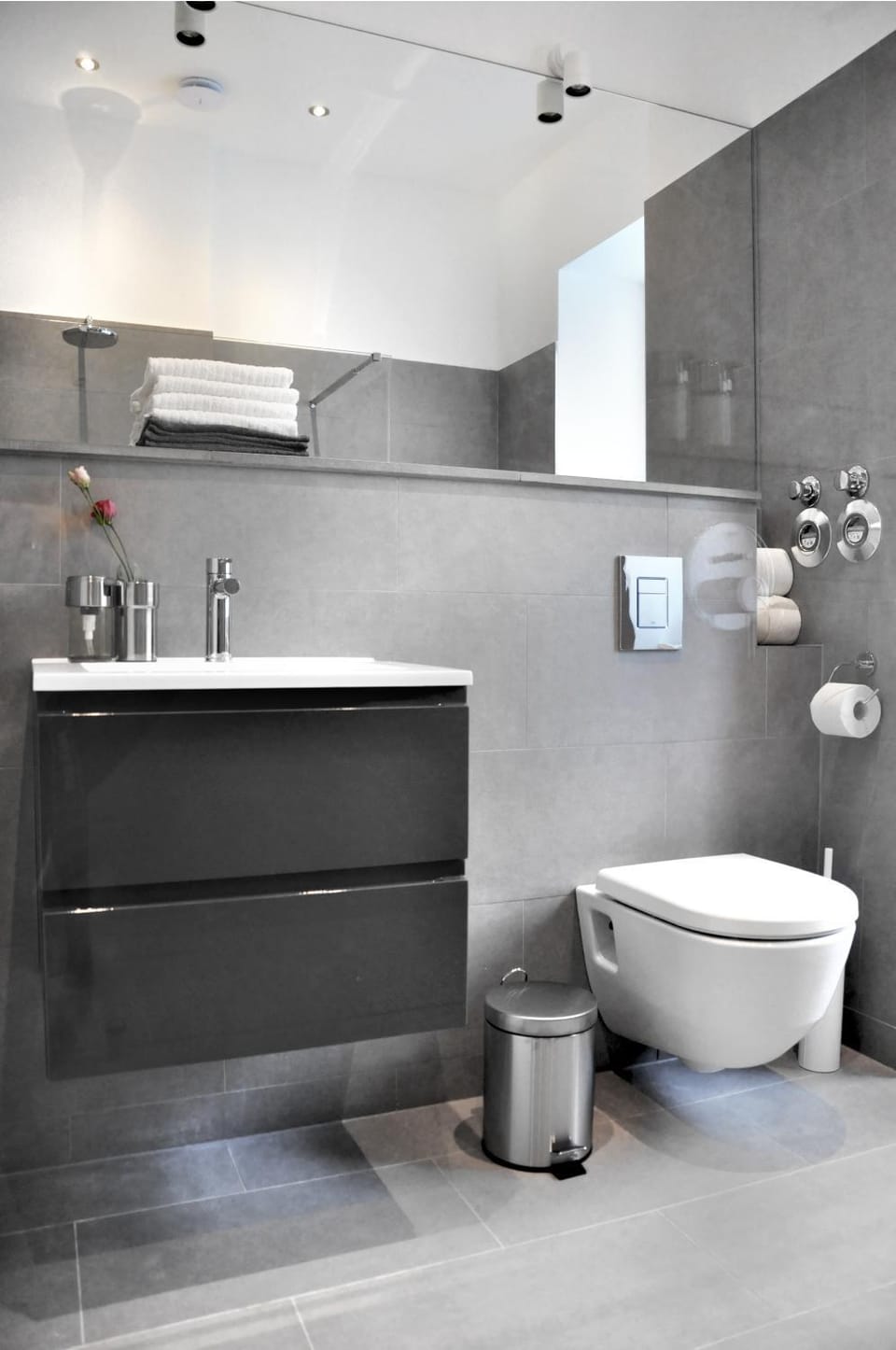 Stylish New Cube Loft by Berlin-Wall-Apartments Apartment in Berlin