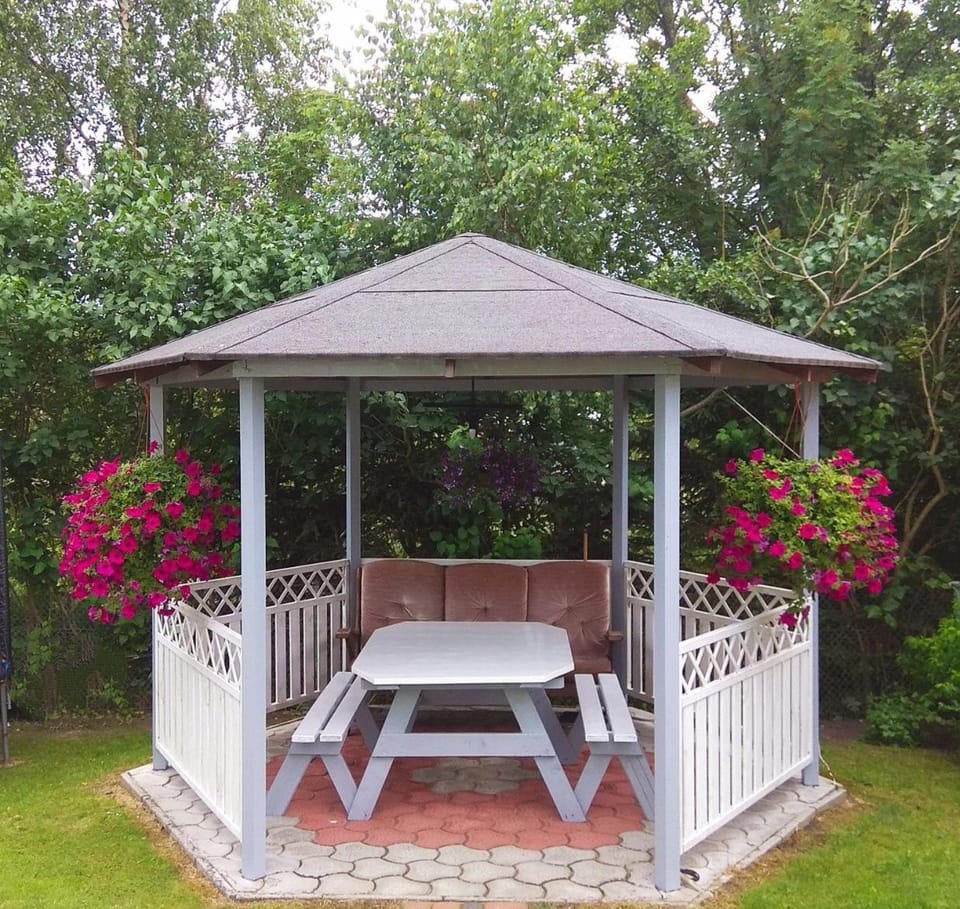 Willa Latarnik Bed and Breakfast in West Pomeranian Voivodeship, Poland