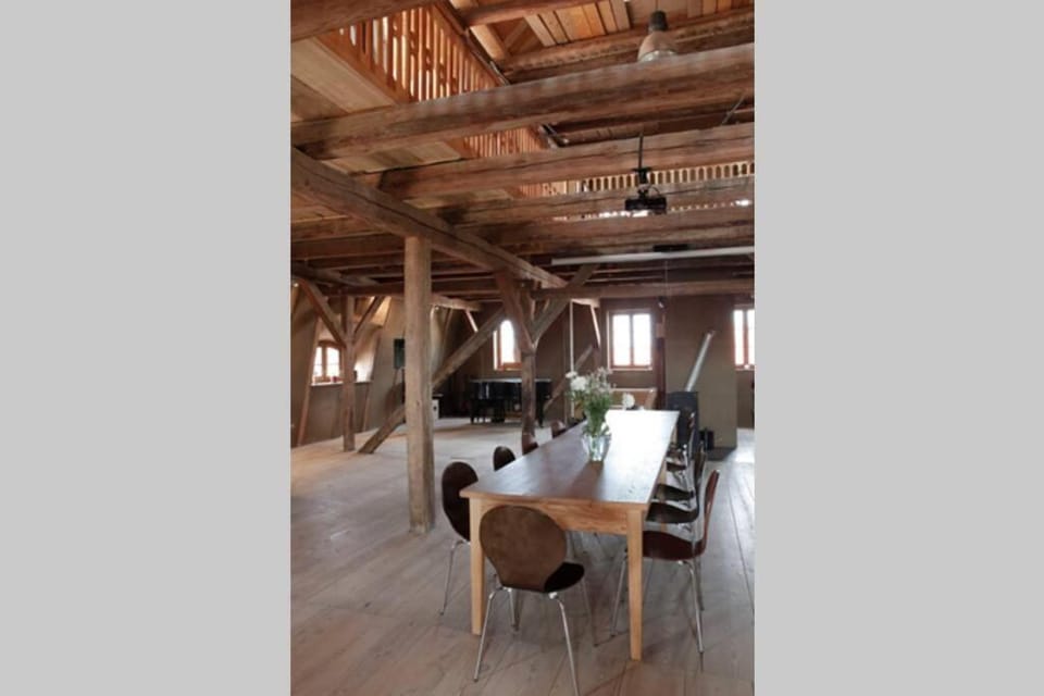 Communal lounge/ TV room, Business facilities, Dining area, Communal kitchen