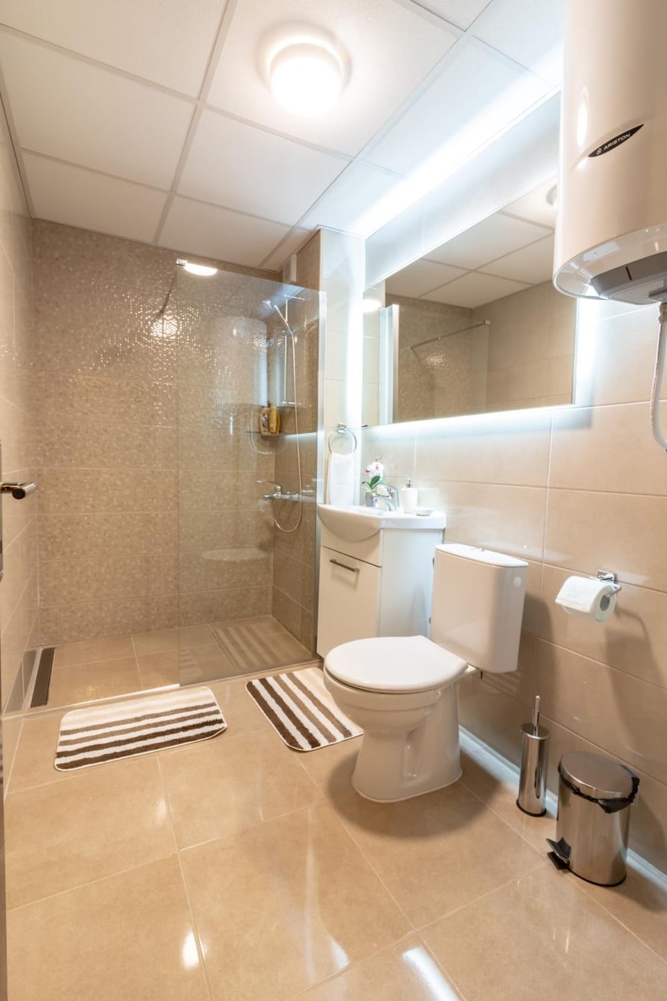 Toilet, Bathroom, Bath