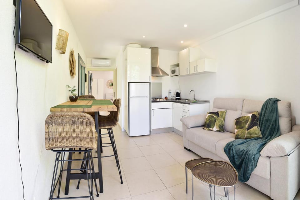 Apartamento con jardincito en el centro de CADAQUÉS Apartment in Cadaqués