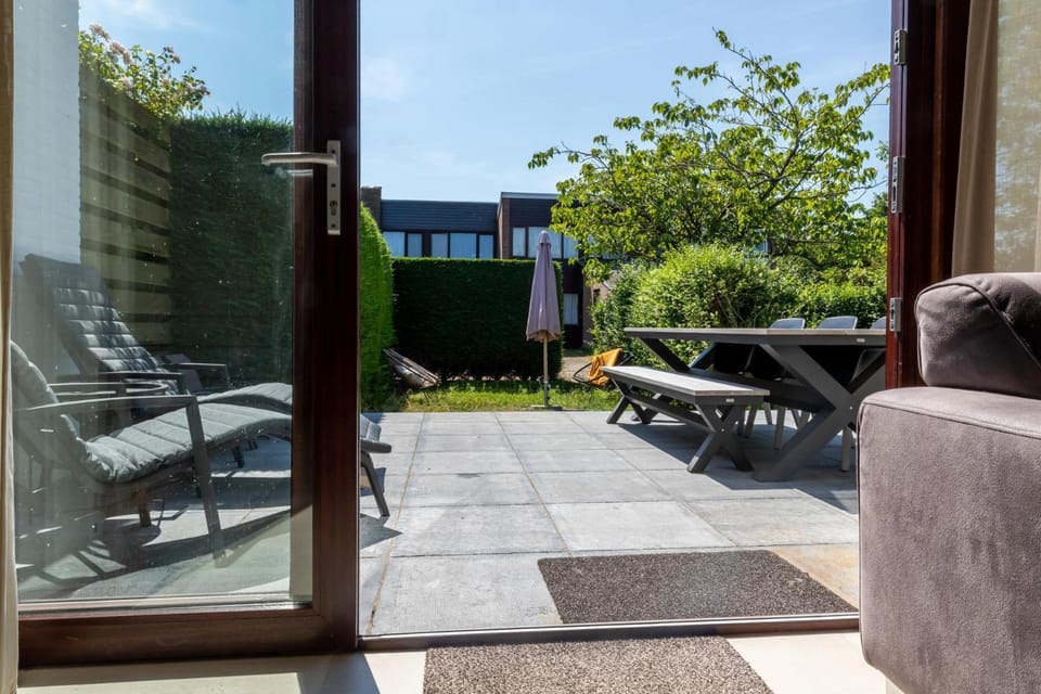 Welcome in - Vakantiehuis met ruime zonnige tuin I Lepelblad 42, Nieuwvliet-Bad House in Zeeland, Netherlands