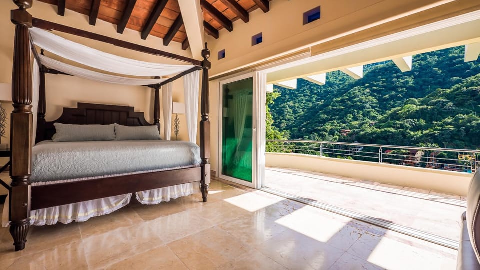 Bed, Natural landscape, View (from property/room), Balcony/Terrace, Bedroom