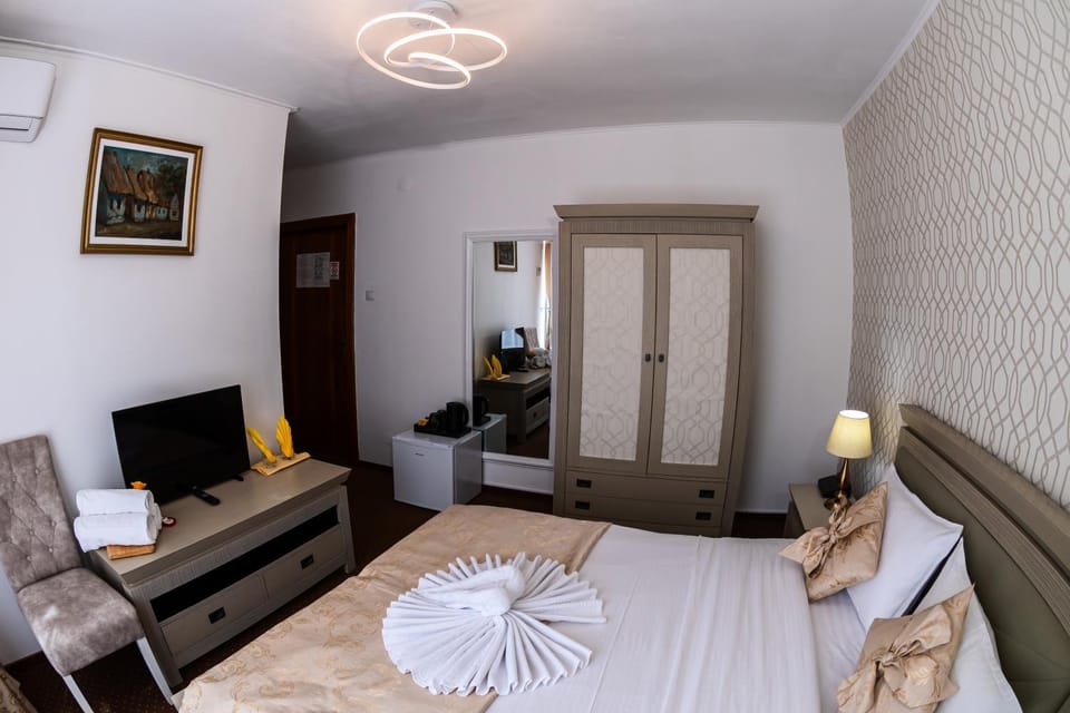 HOTEL CORA Bistrita Hotel in Romania