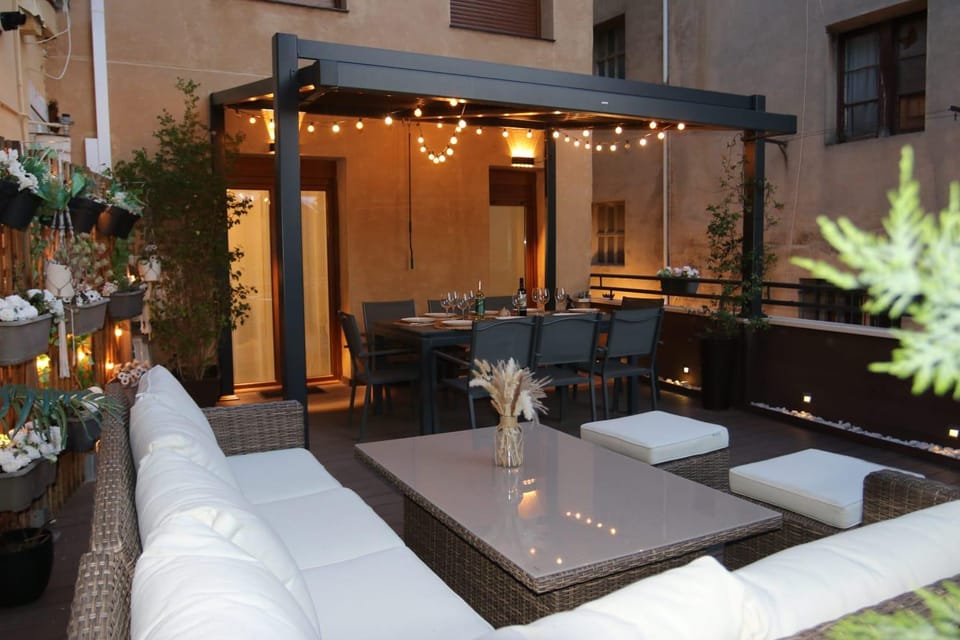 Edificio Privado con Terraza Apartment in Haro