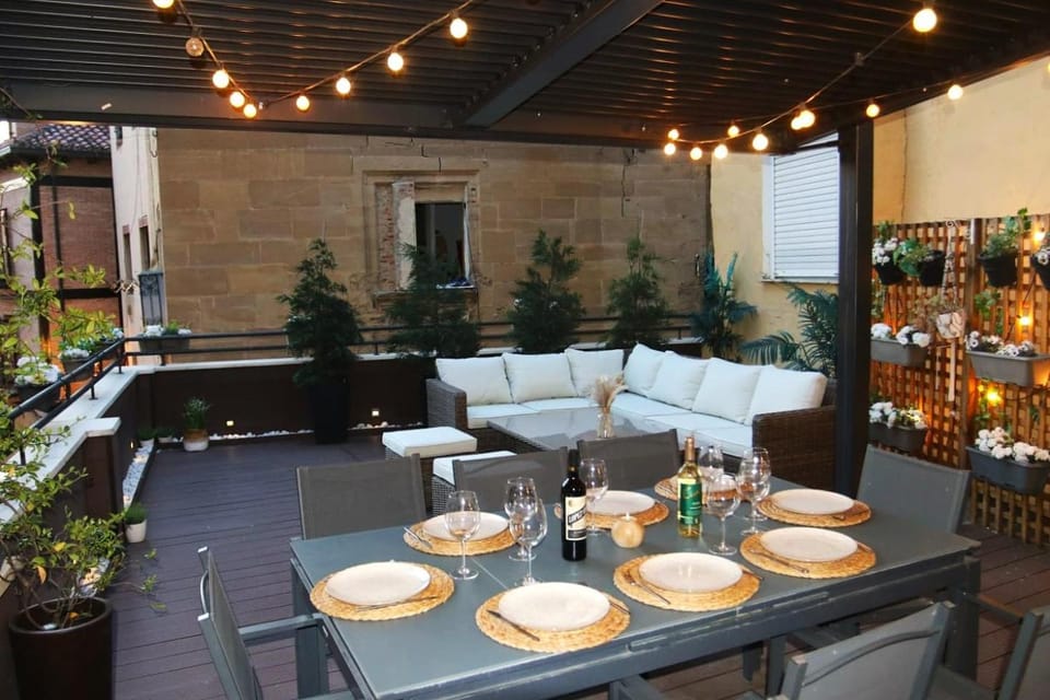 Edificio Privado con Terraza Apartment in Haro