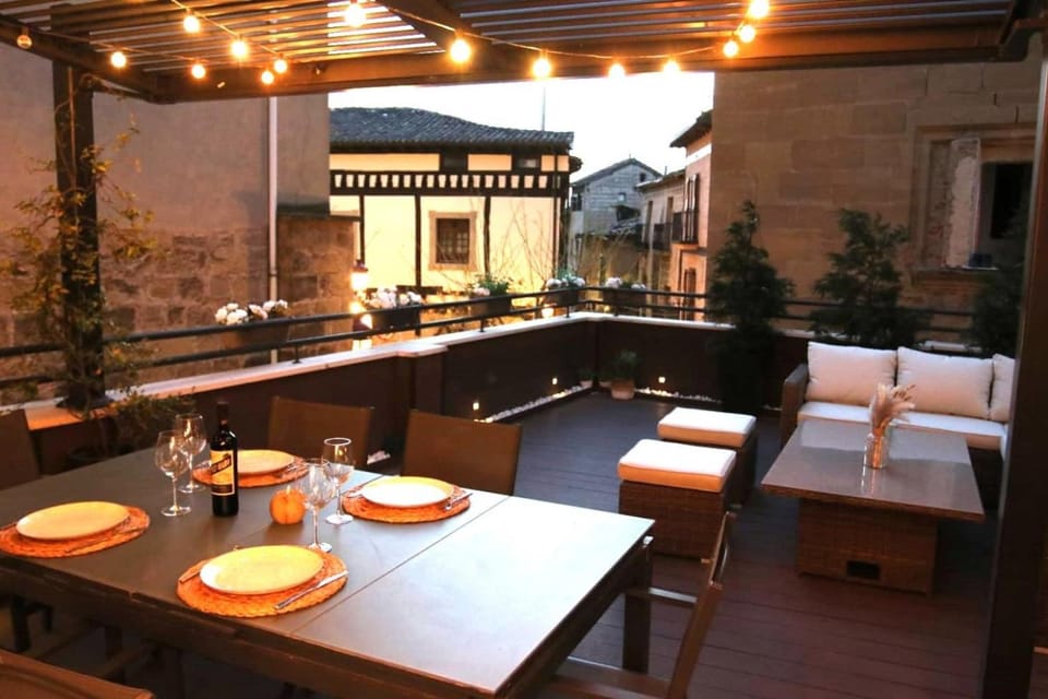 Edificio Privado con Terraza Apartment in Haro