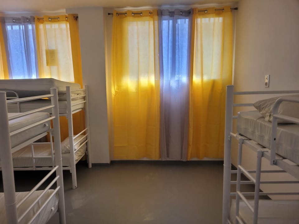 ALBERGUE DE CALDAS de REIS Peregrinos y Turistico Hostel in Galicia
