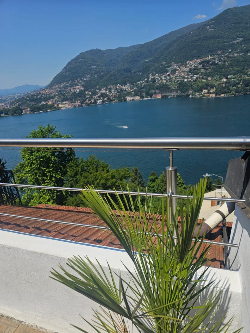 Balcony/Terrace, Lake view