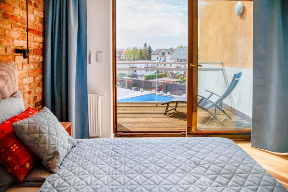 Bed, Neighbourhood, Balcony/Terrace, Bedroom, Pool view, safe, sunbed, wardrobe, air conditioner