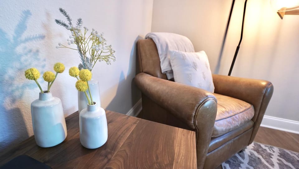 Gorgeous Guest Suite - Walk to Old Town and CSU! Apartment in Fort Collins