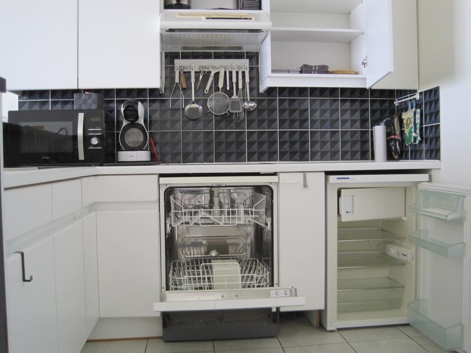 Coffee/tea facilities, dishwasher, pet friendly, kitchen