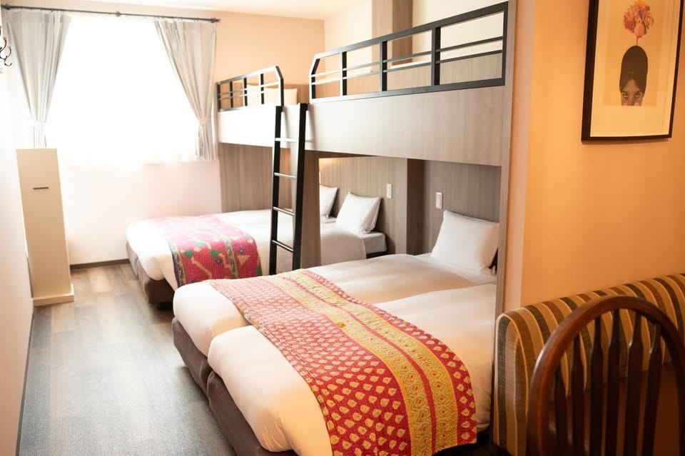 Bed, Photo of the whole room, Bedroom, bunk bed