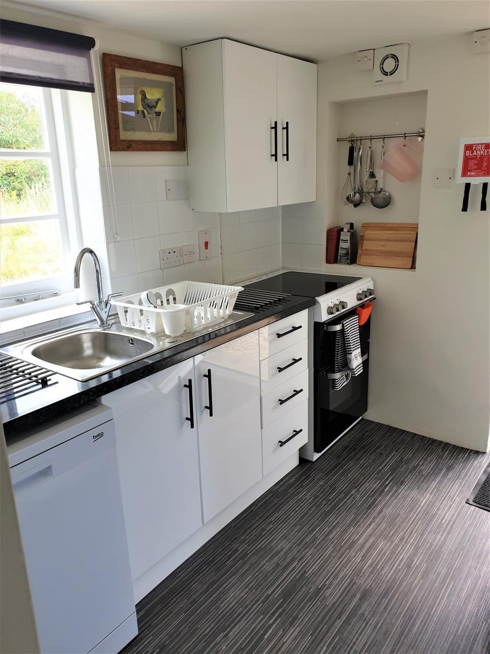Kitchen or kitchenette, Garden view, Garden view, dishwasher, minibar, pet friendly, stove
