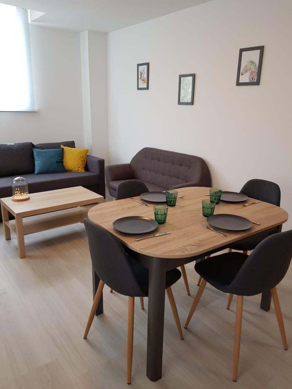Living room, Dining area