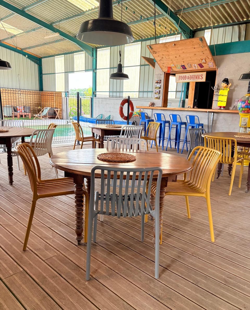 Living room, Banquet/Function facilities, Dining area