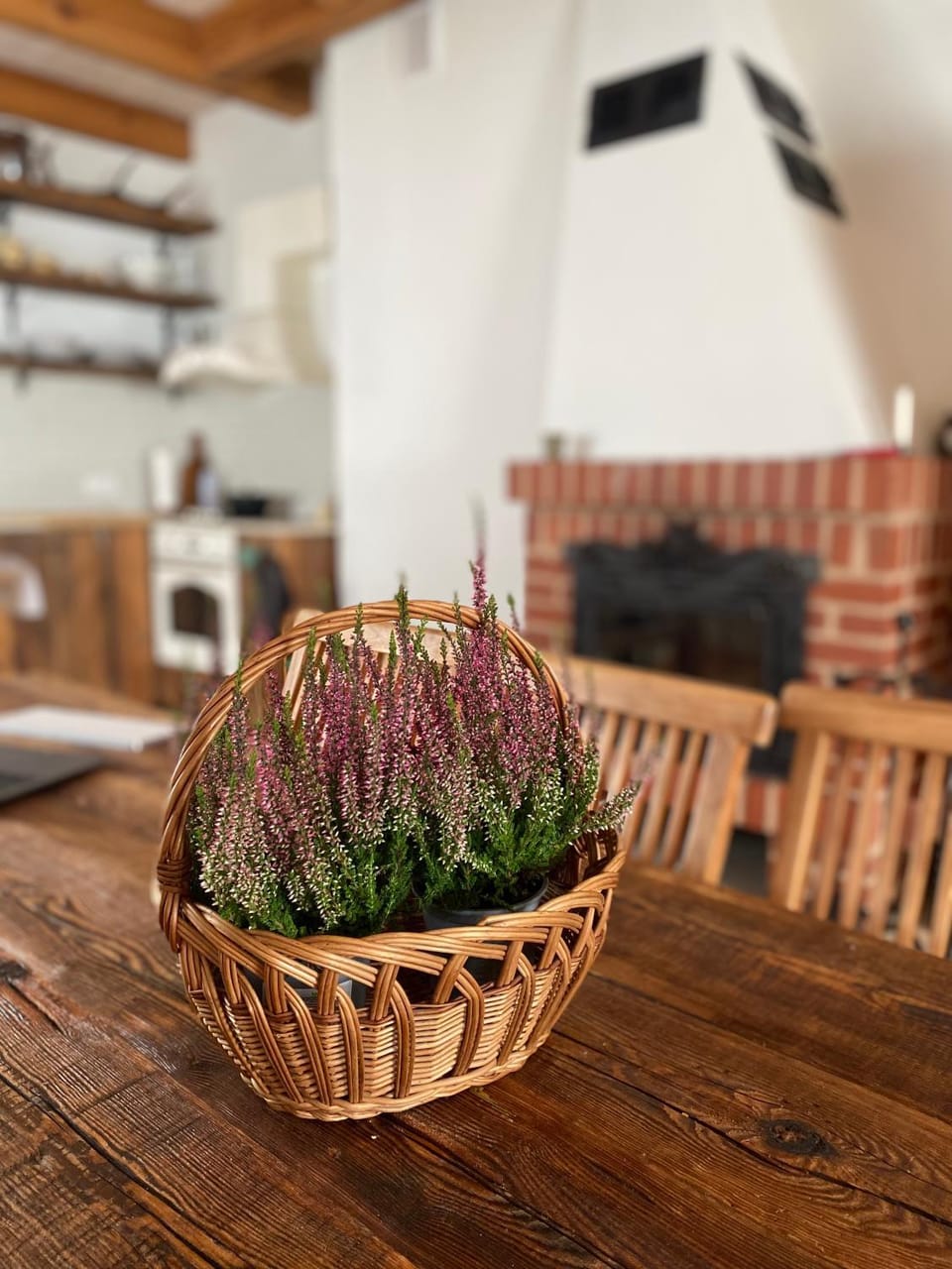 Living room, Decorative detail, Dining area, flat iron