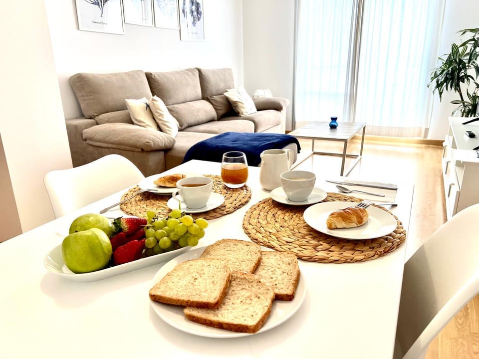 Living room, Seating area, Dining area, Food