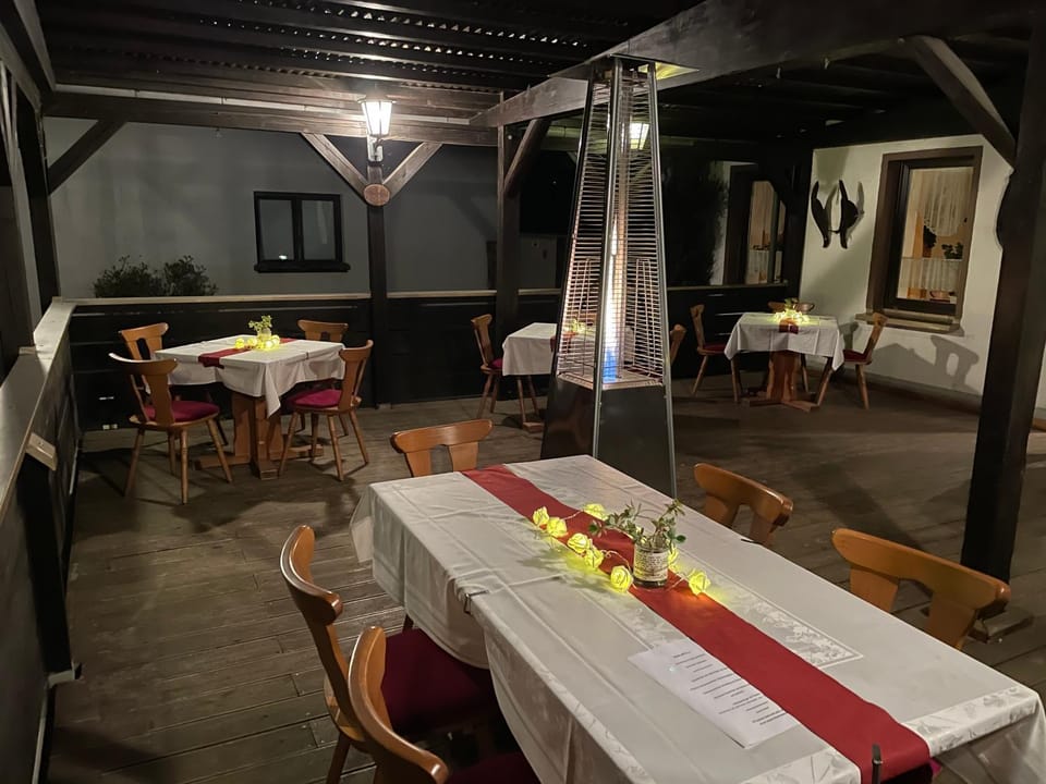 Pension & Gaststätte Bauernstube Bed and Breakfast in Thuringia, Germany