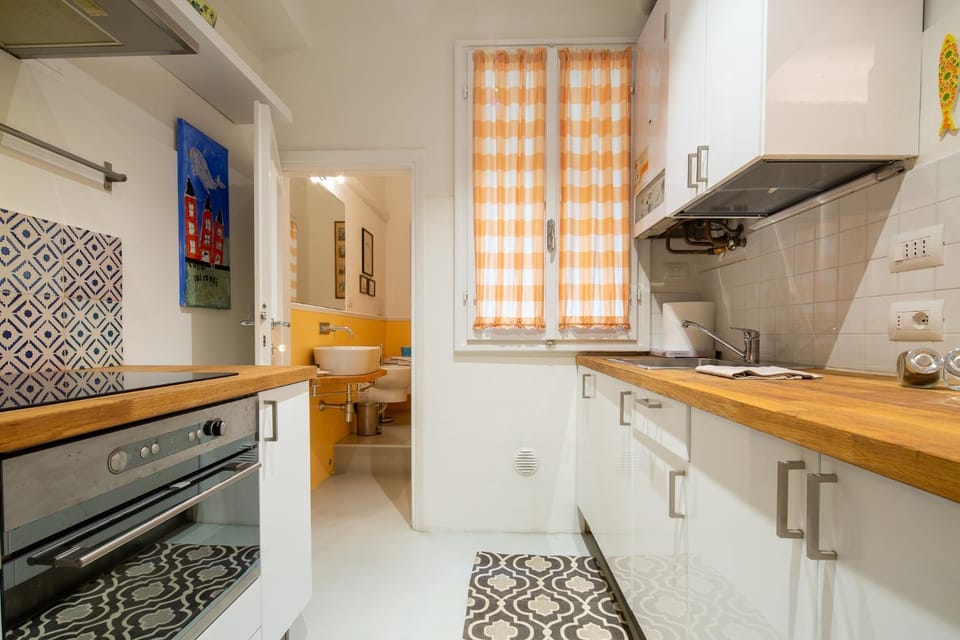 Bathroom, Kitchen or kitchenette