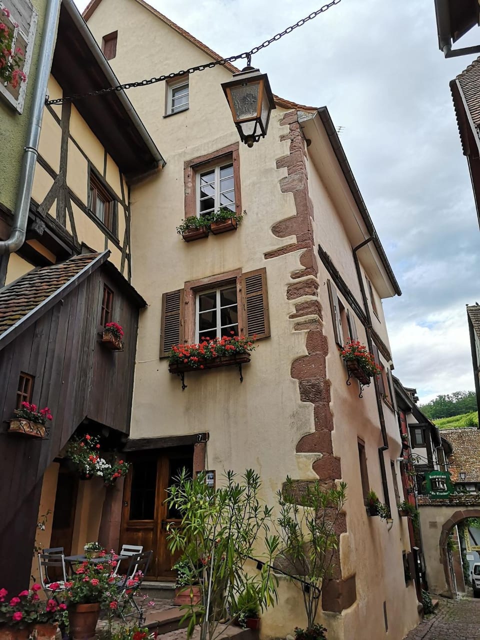 Property building, Facade/entrance