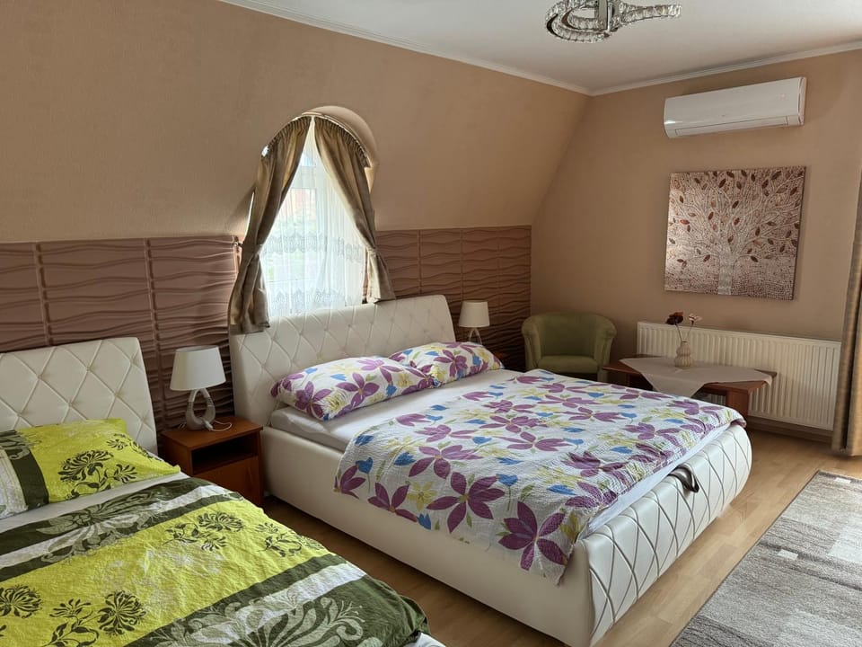 Sárga-Kék ház Vacation rental in Hungary