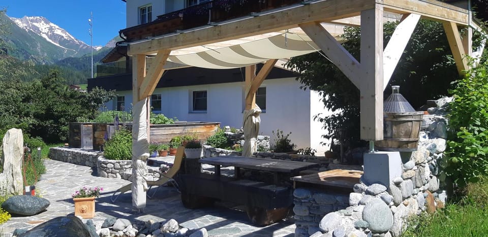 BBQ facilities, Garden