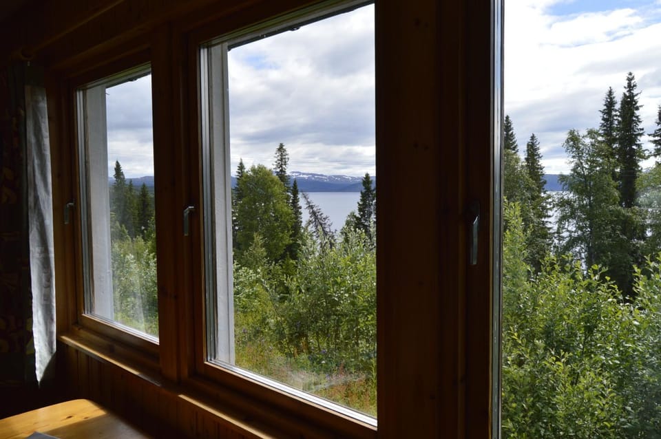 Blåsjöns stugby Nature lodge in Sweden