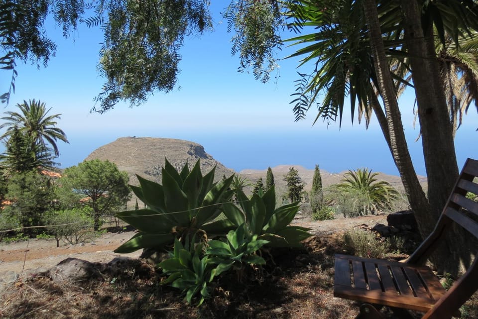Garden, Mountain view, Sea view
