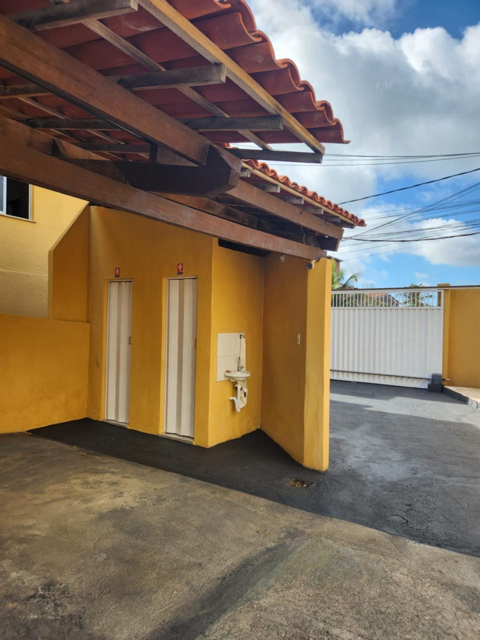 Property building, Bathroom