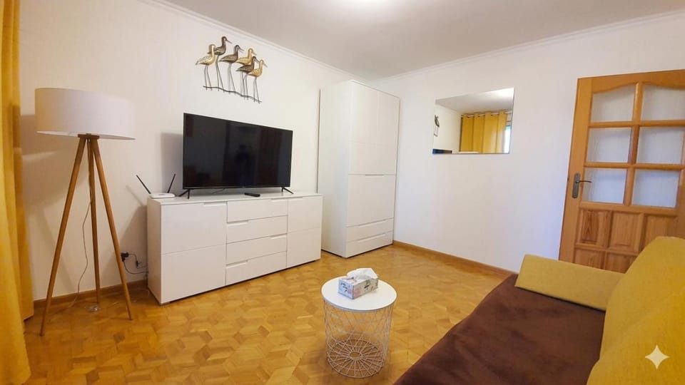Living room, Bedroom