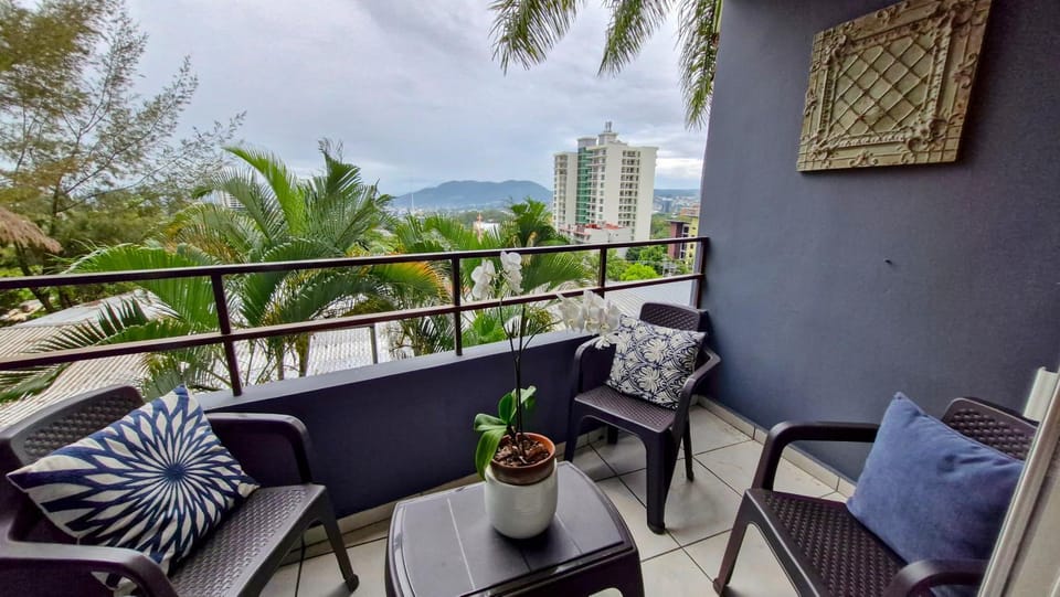 Natural landscape, View (from property/room), Balcony/Terrace, Mountain view
