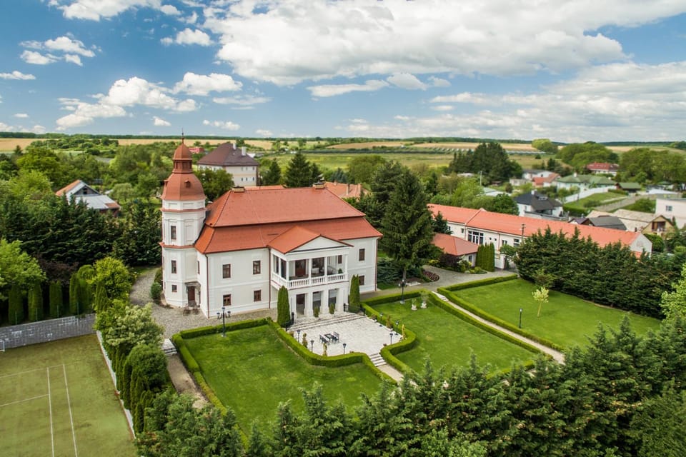 Off site, Garden, Landmark view