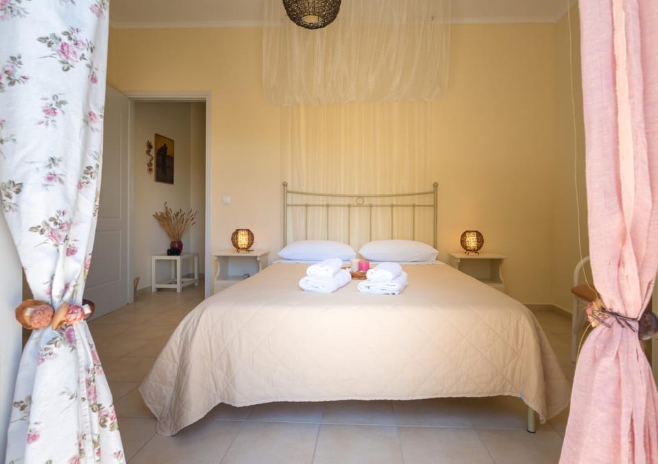 Avelia Pink Apartment in Lefkada, Lefkada Municipality, Greece