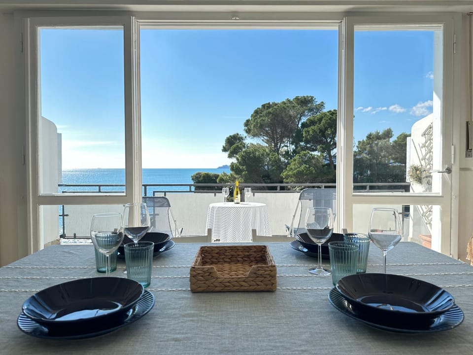 Dining area, Sea view