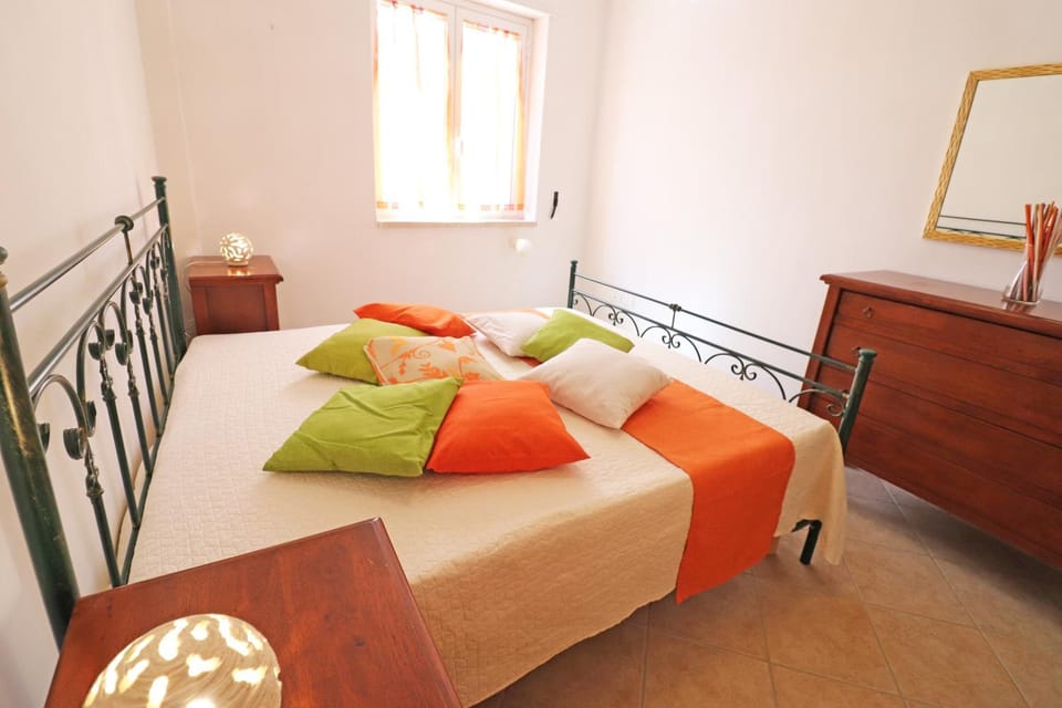 Property building, Living room, Bedroom