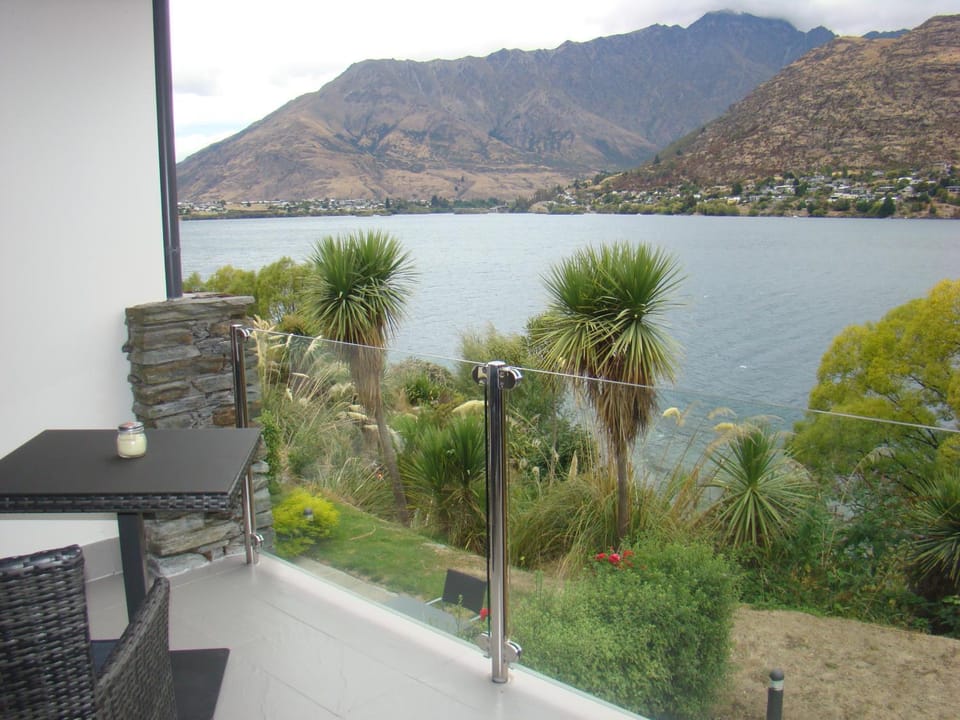 Lakefront Studio Apartment Apartment in Queenstown