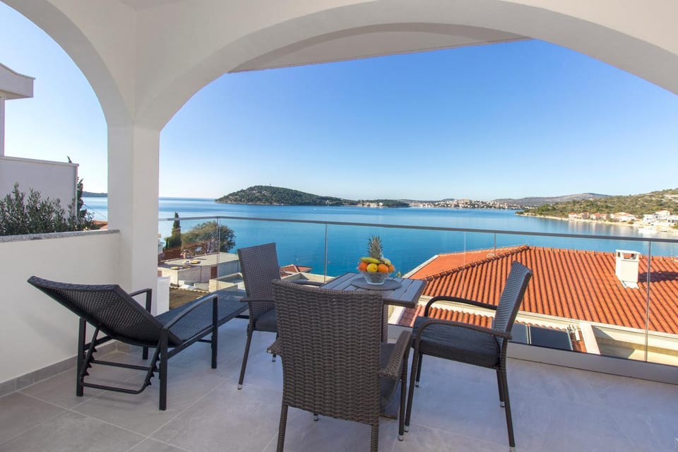 Apartmani Malis Bed and Breakfast in Šibenik-Knin County, Croatia