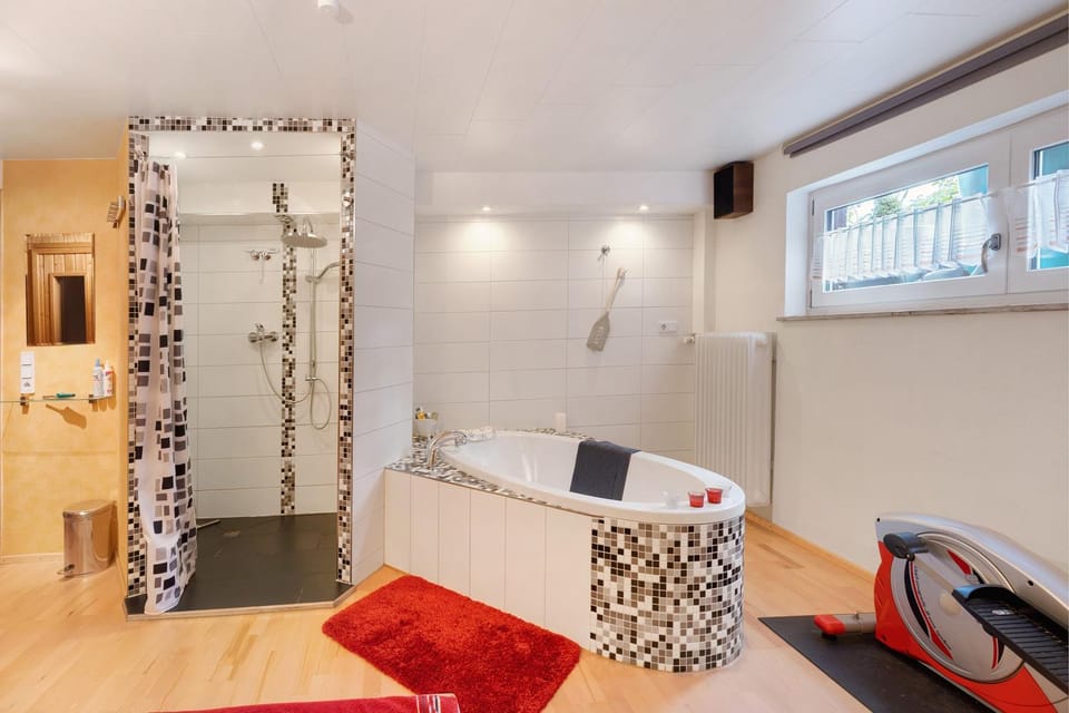 Bathroom, Living room
