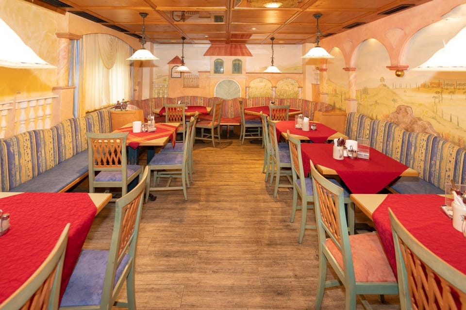 Restaurant/places to eat