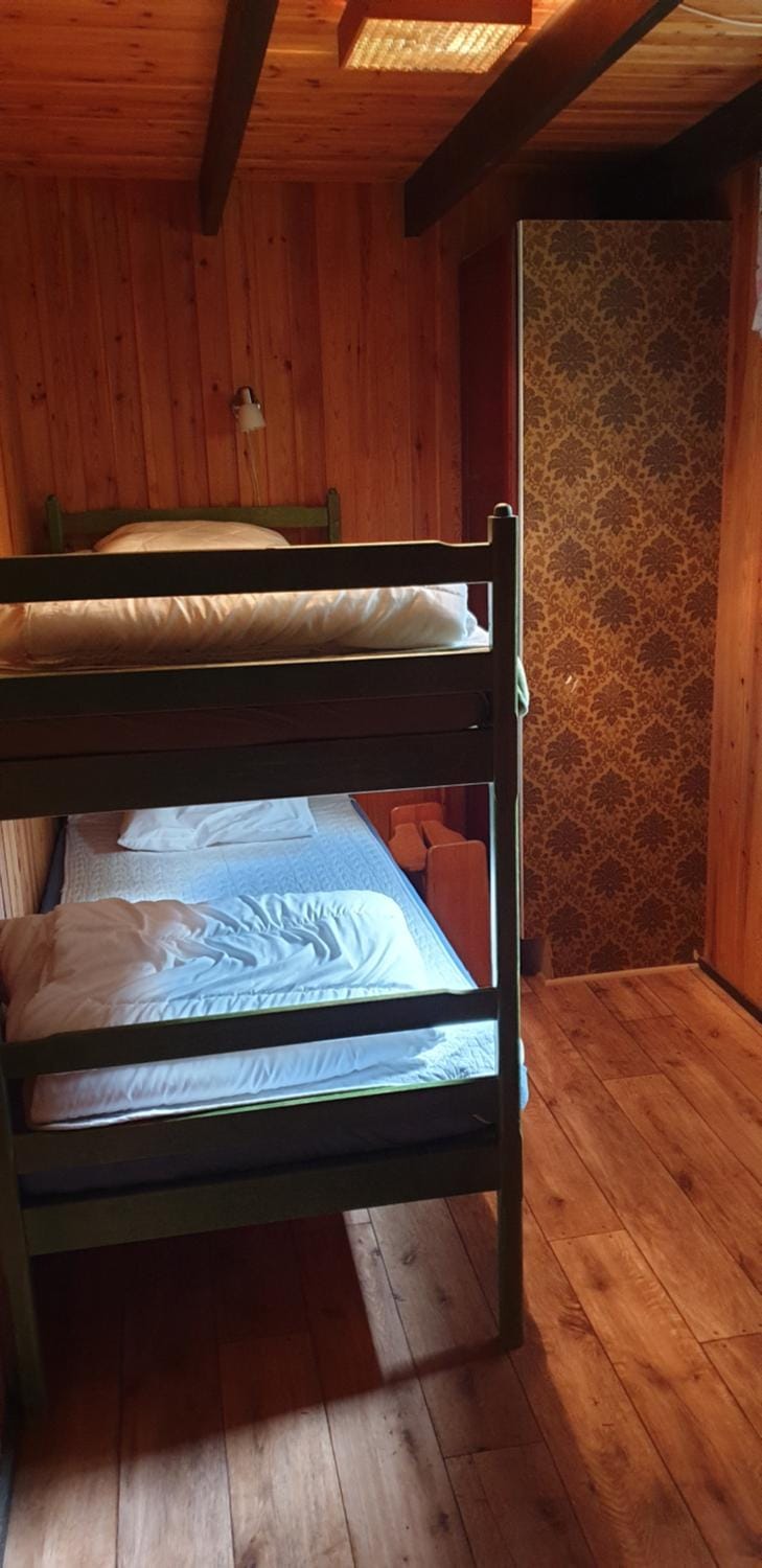 bunk bed