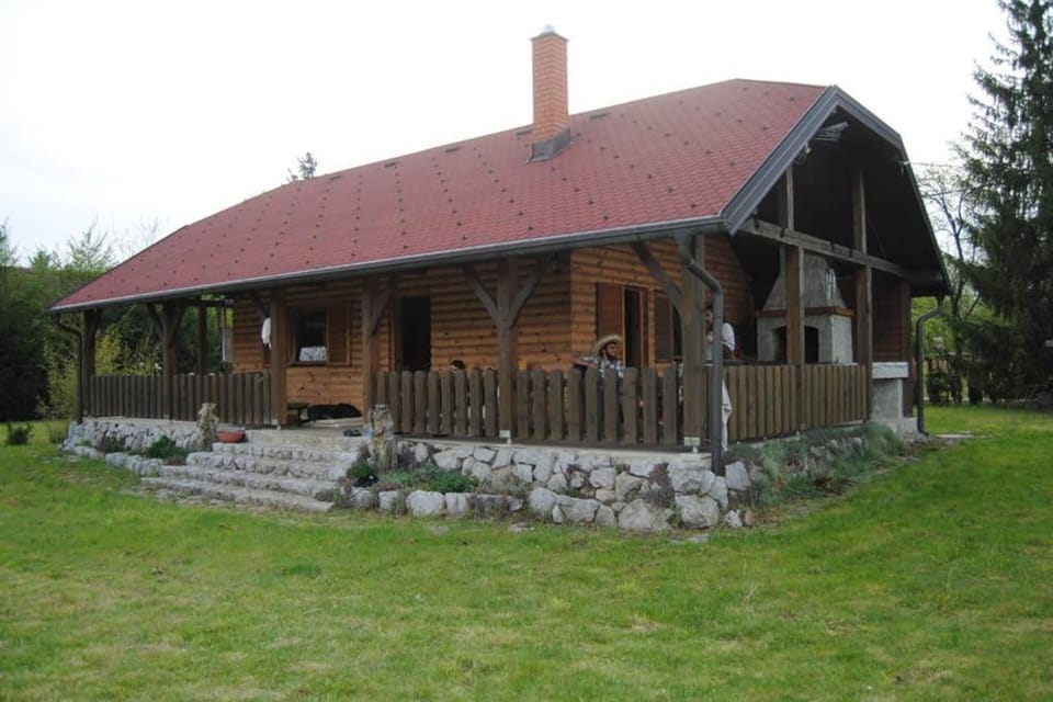 Property building, Balcony/Terrace