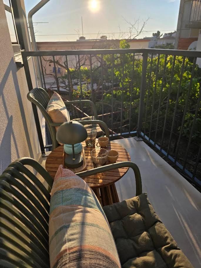 Property building, Balcony/Terrace, Sunset