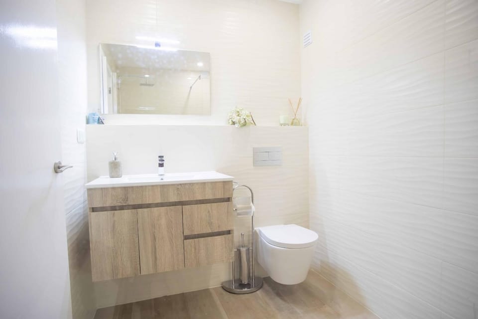 Toilet, Bathroom